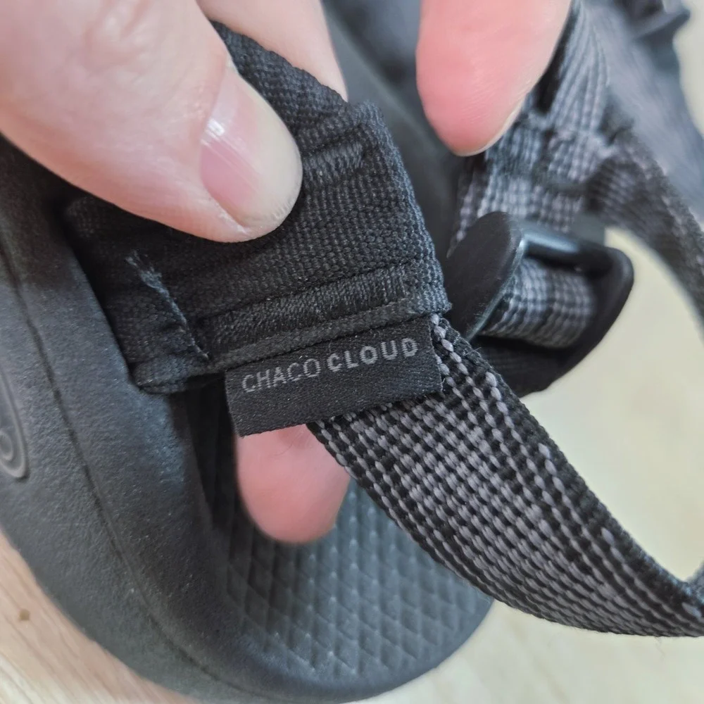 Chaco Z Cloud Sandals Women's 10 Black Strappy Hiking‎ Outdoor Comfort